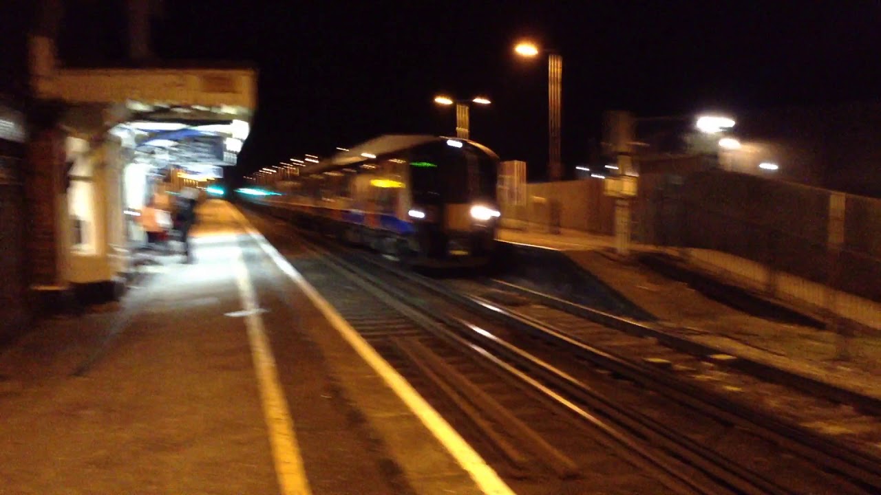 that is a train to london waterloo from portsmouth YouTube that is a train to london waterloo from portsmouth YouTube