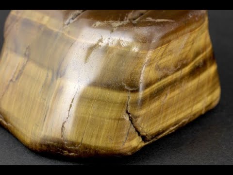 タイガーアイ (虎目石) 原石 磨き 459g / Tiger's eye - YouTube