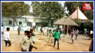 West Bengal: Infuriated Mob Sets Police Station Ablaze In Ausgram, Burdwan; Officers Spotted Sobbing screenshot 4