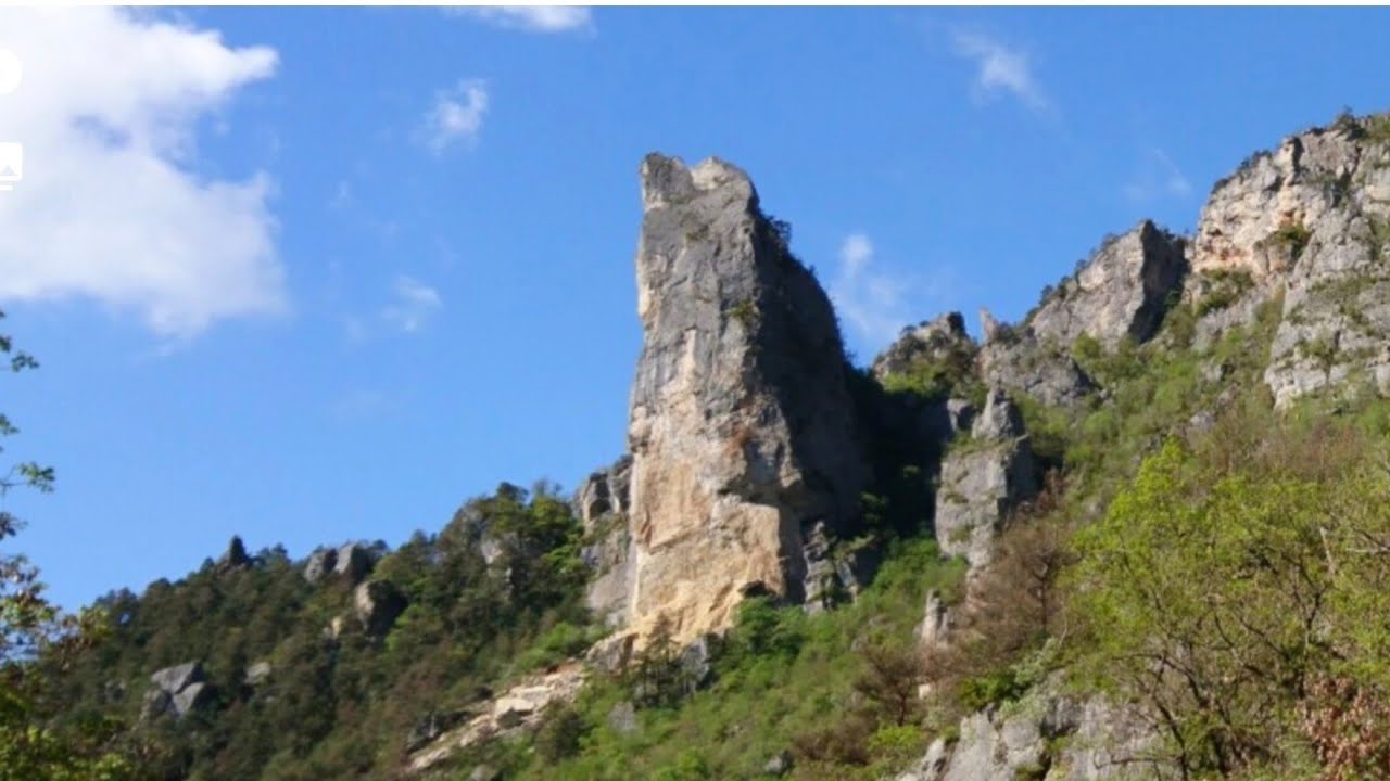 Le Roc Aiguille au Pas de Soucy - Gorges du Tarn - Sans dessus dessous - 4L - 6c 6c 6c 6a