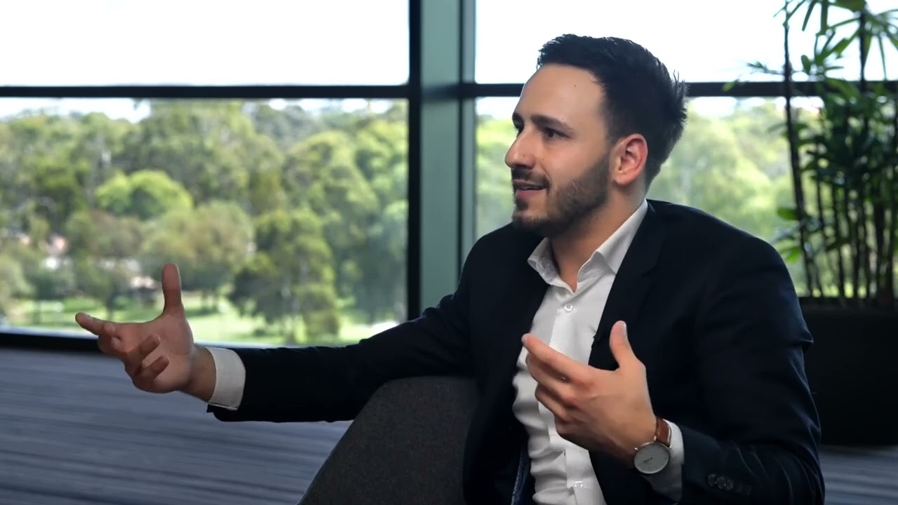 Tim Snell interviews Stefan Siciliano, Sales Executive at Ray White Norwood