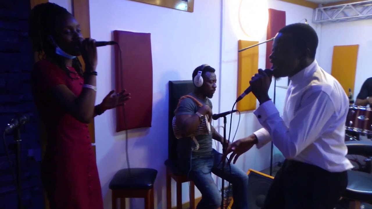 African Praise Medley by Olawale Osewa and Quadtones - YouTube
