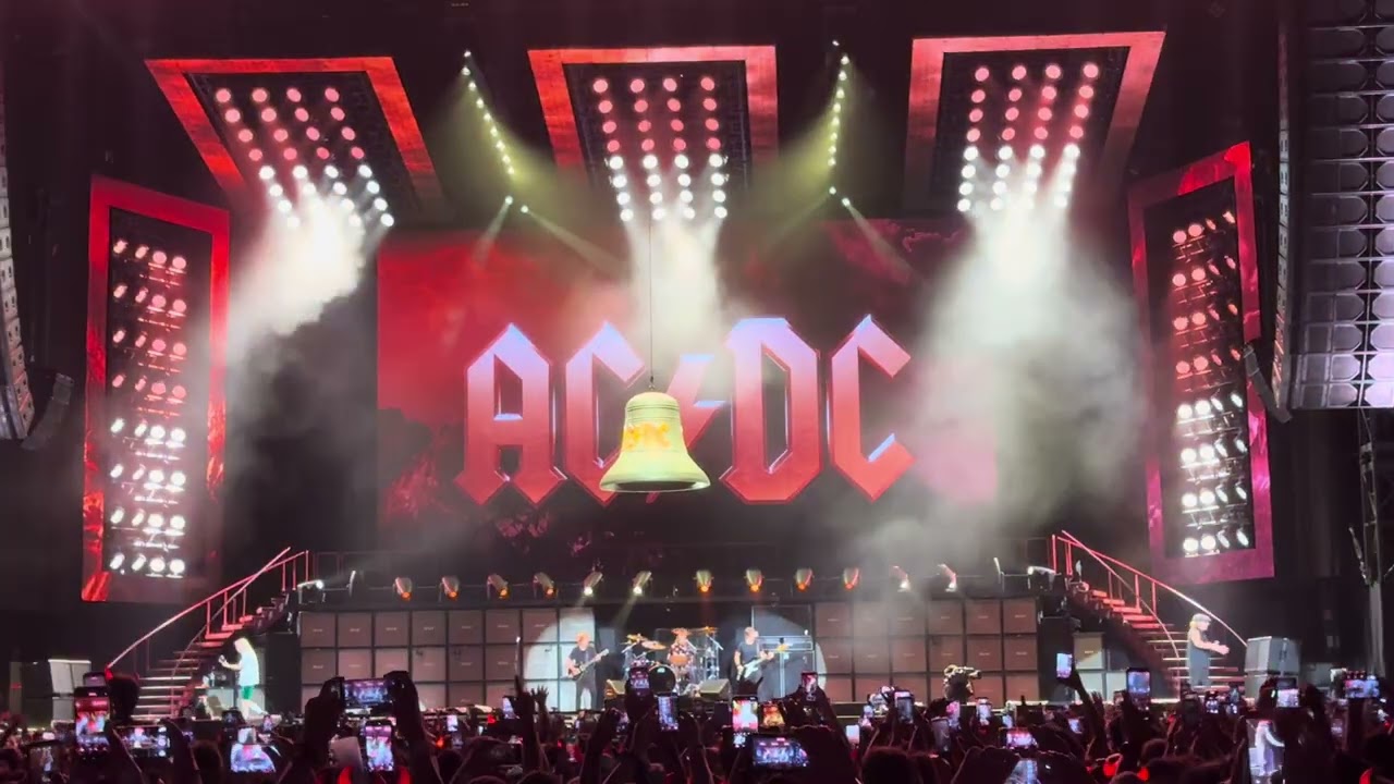 AC/DC - Hells Bells - 24/02/2026 - MorumBis 