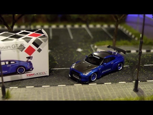 Unboxing Mini GT R-35 Pandem Mettalic Blue Toysrus - YouTube
