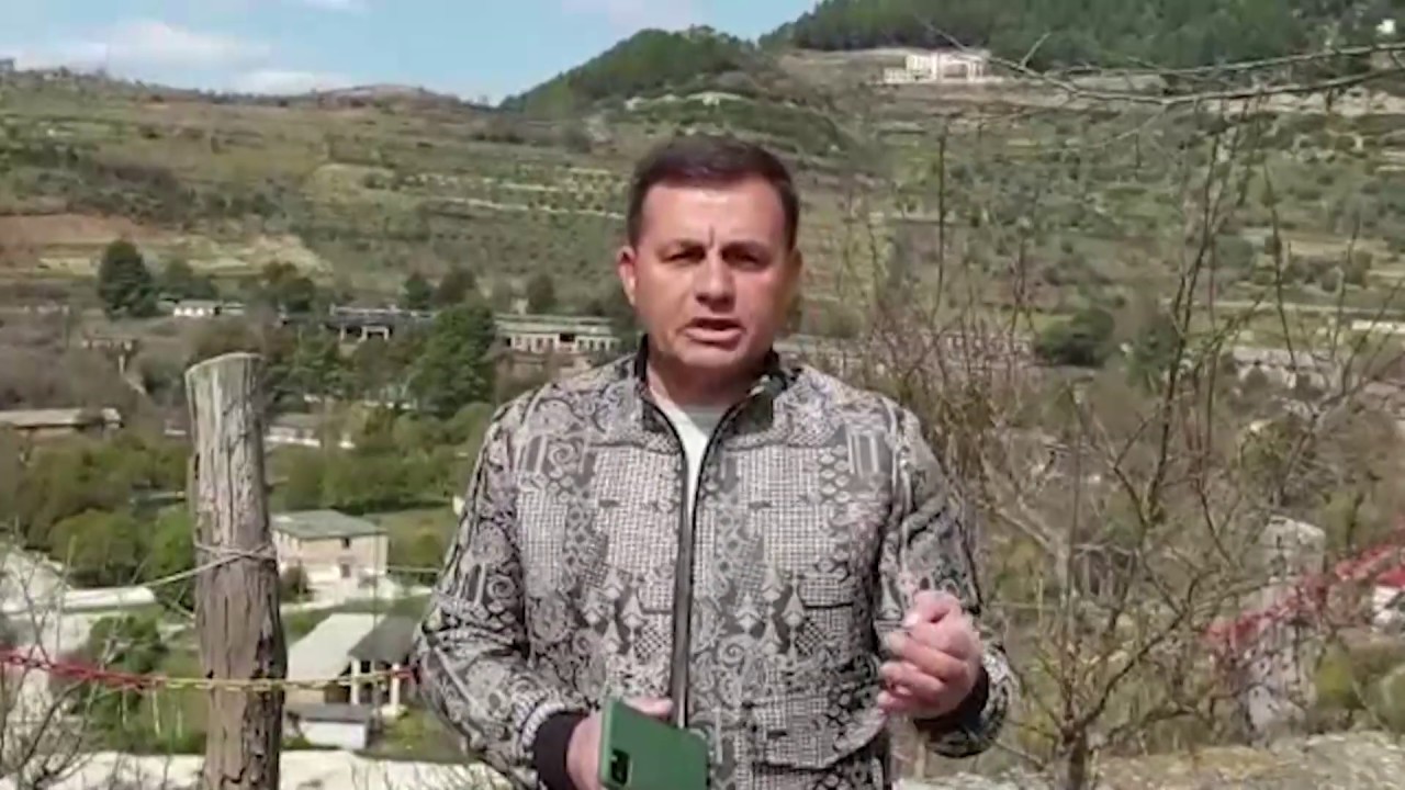 Policia heq qytetrrethimin në Poliçan, Zotka: Zoti i paftë ata që hoqën postbllokun