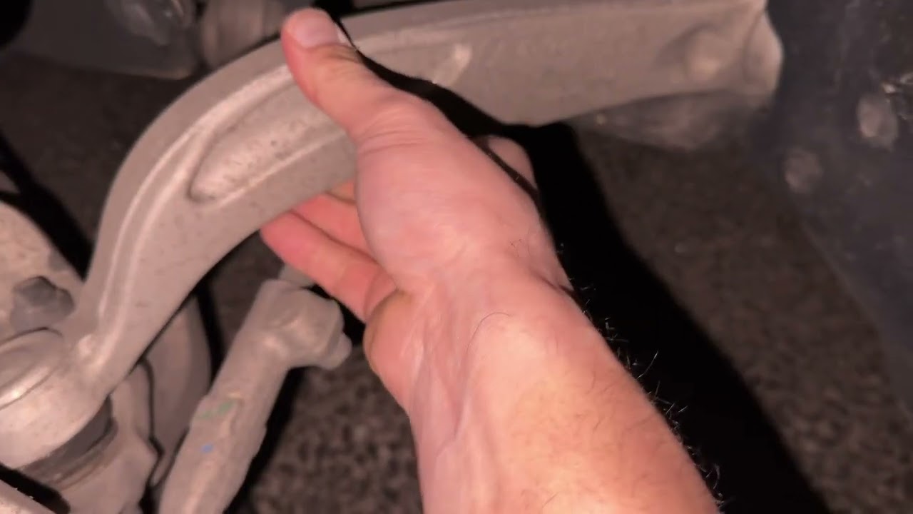 BMW G20 Tension Strut