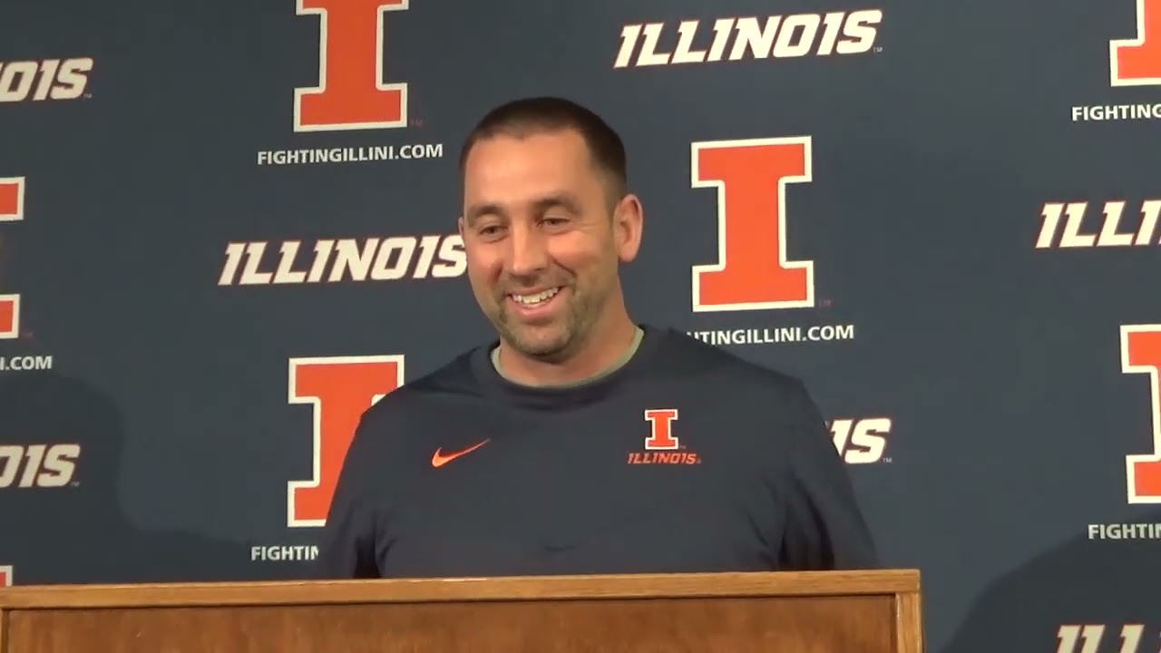 Illinois introduces assistant coach Robby Discher