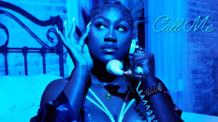 Taylor Grayy - Call Me (Official Visualizer)
