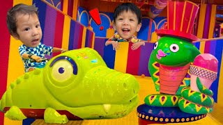 เจอตุ๊กแกยักษ์ ขี่จระเข้ รถไถช้าง งูจงอาง กบขึ้นบอลลูน เที่ยวสวนสนุก Canival magic ภูเก็ต | พี่โฟล์ค