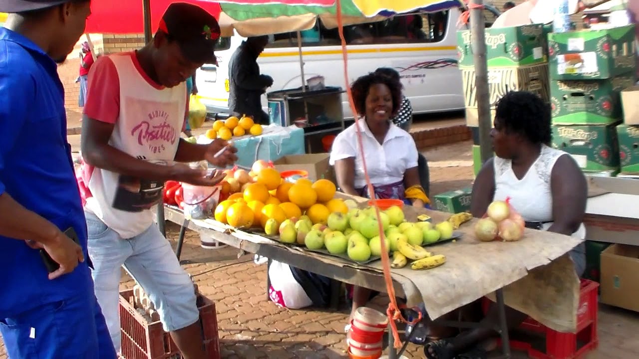 Vhakalaha jokes ( Thohoyandou erwins comedy drama)