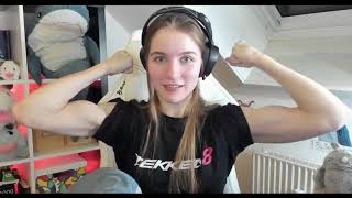 Model Huge Biceps 772.