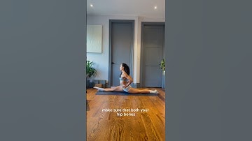 Squaring off the hips 101 #yoga #frontsplit #frontsplits #howtofrontsplit