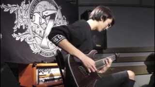 Strictly 7 Guitars　デモンストレーション