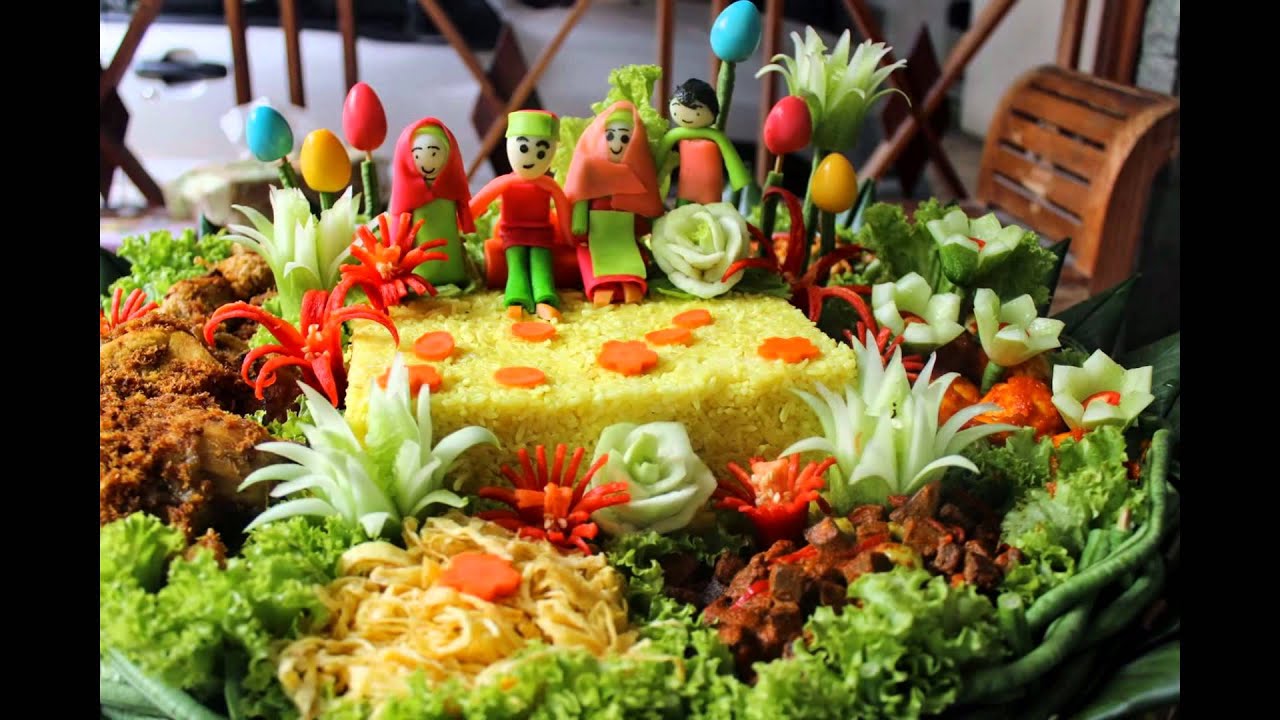 Tumpeng Nasi Kuning Lengkap  Call 021 96677069 BBM 