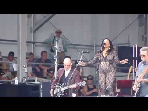 Eric Clapton - "Hoochie Coochie Man" - New Orleans @jazzfest 2014