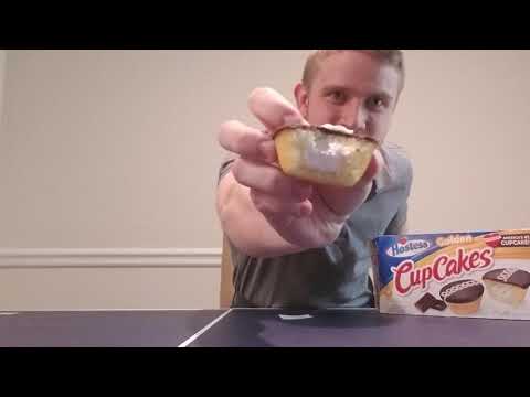 Hostess: Golden CupCakes