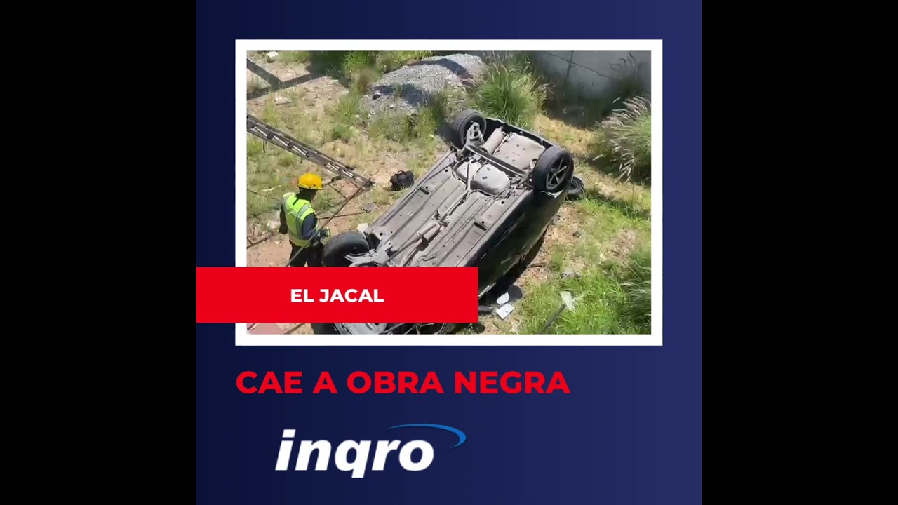 Caen en su auto a obra negra