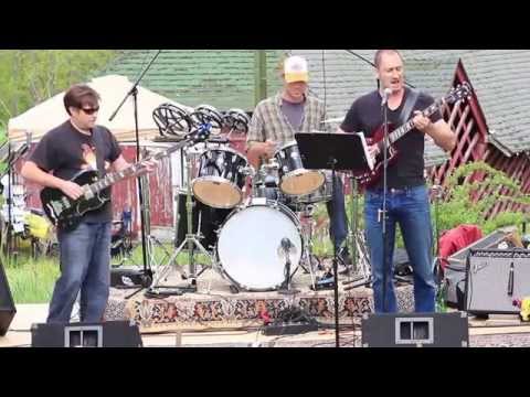 Ben Bailey(Cash Cab) and his band A Bit of Finger Behind the Wall of Sleep/NIB clip