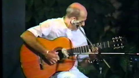 Juan Acereto  le canta a la Mujer