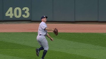Gardner makes an excellent leaping grab
