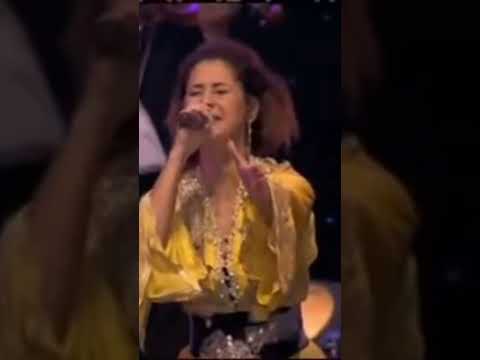 امل تغنى مابقاش انا باللغه الفرنسيه مع اصاله