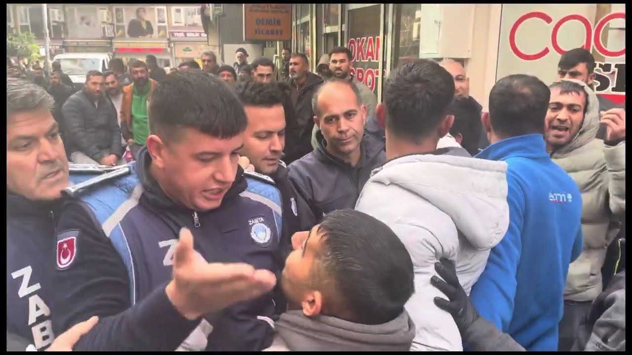 Iğdır'da Seyyar Satıcı Zabıta Gerginliği: Zabıta Polisi Çağırdı