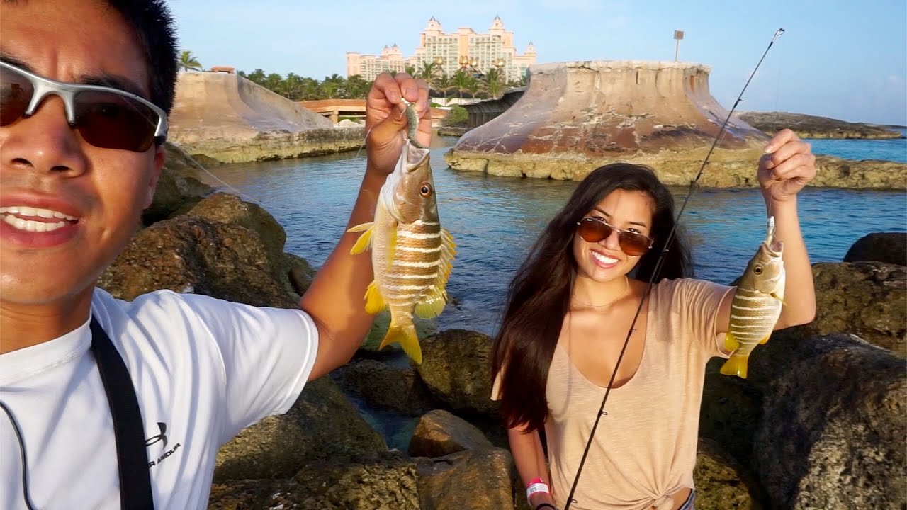 Out Fished by my Sister Saltwater Fishing + Ultra Clear Underwater  Footage! 