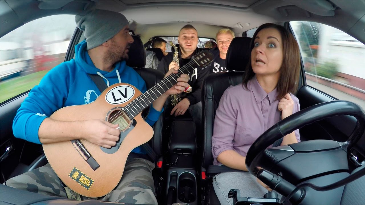 STAR IN THE CAR with DUBIOZA KOLEKTIV