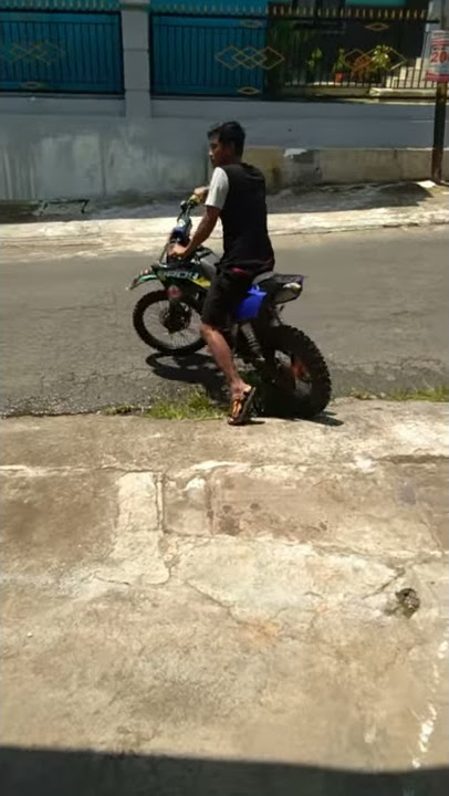 Wong Edan... Ora edan Ora Keduman