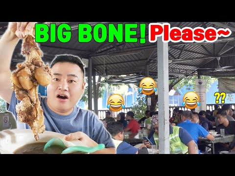 Trying Sup Kambing! Giant Beef Bone Gearbox Soup - Amazing Malaysian Street Food Mukbang
