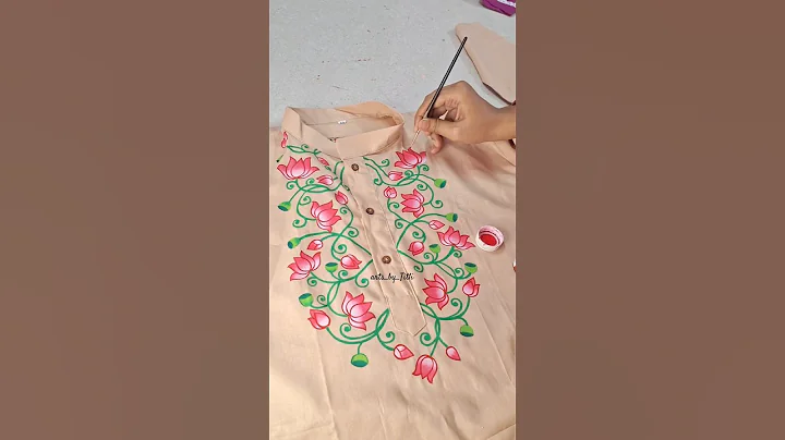 lotus art on kurta || lotus painting easy || pichwai lotus art #fabricpainting #lotus #art #shorts