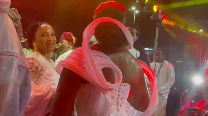 AYO OLAIYA TOYIN ABRAHAM OTHERS MAKE MONEY RAIN ON MUYIWA ADEMOLA