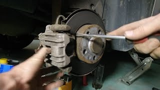 VW Golf 4 (mk4) Rear Brake DIY Service