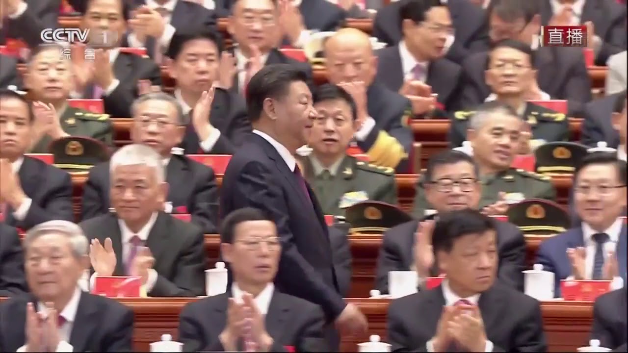 央视原始画面显示朱镕基确实故意不鼓掌 全场唯一