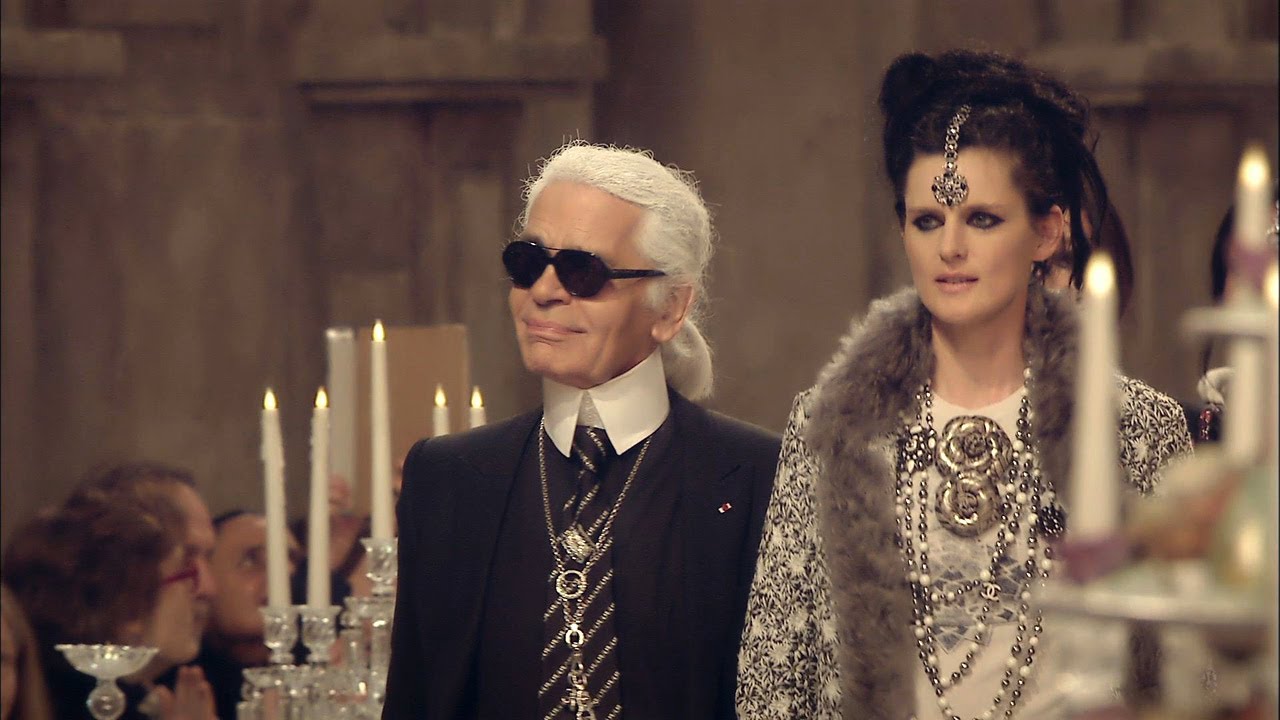 Paris-Bombay 2011/12 Métiers d'art Show – CHANEL - YouTube