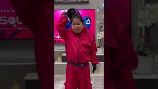 Squid Game Oh No Square Guard Got Shot.