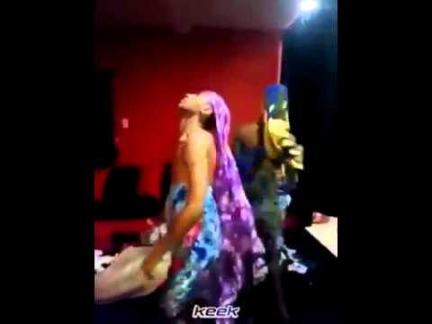 والله زي المجانين