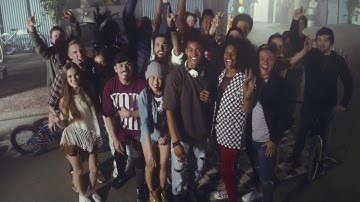 Selfies as you know them, have changed. Welcome to the world of ROAM-e.