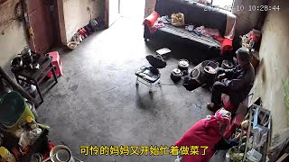 那个没良心的父亲在家是什么都不会做的，要妈妈做饭给他吃，甚至还要妈妈给她盛饭。侄子不在家要妈妈自己去喂鸡他也不会帮忙，下鸡蛋了想着给侄子平时吃点补补身体，可是我那个爹，经常去看鸡窝，只要有鸡蛋就拿了