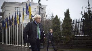 Quand Boris Johnson accuse Vladimir Poutine de l'avoir menacé, le Kremlin voit rouge