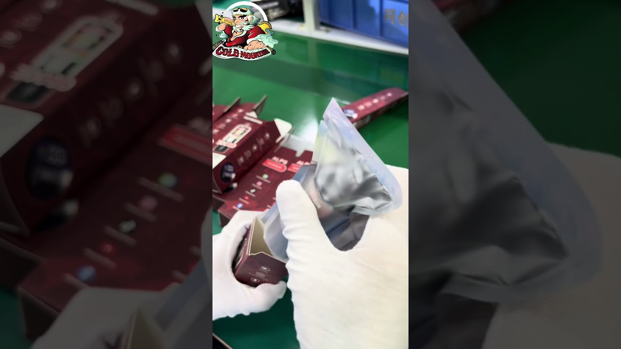 Hot big cloud disposable vape.