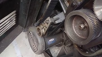 Clausing Lath Internals and why read that manual before touching a lathe