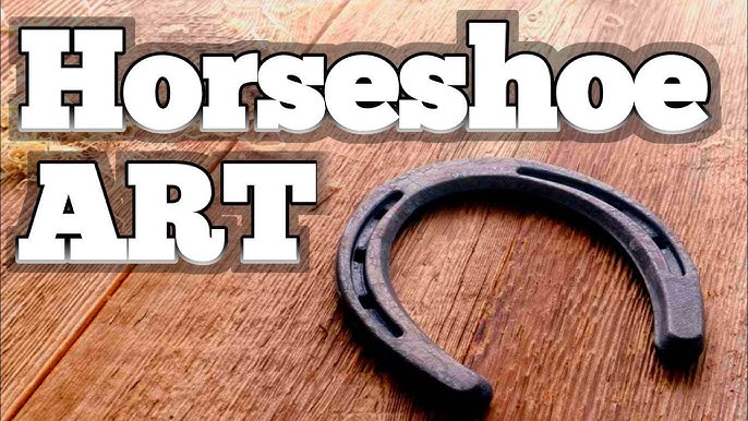 Horse Shoe Decorating 