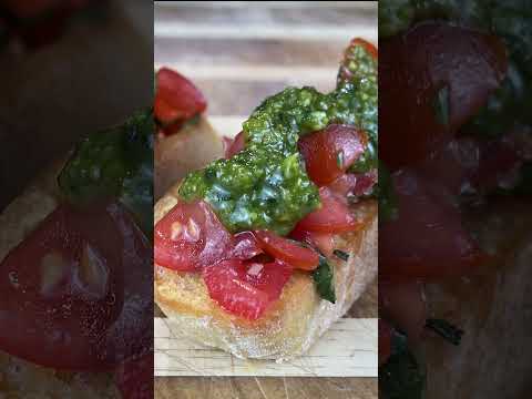 Crostini - My favourite 3 toppings #appetizer #italianfood #crunchy #pesto #bruschetta #crostini