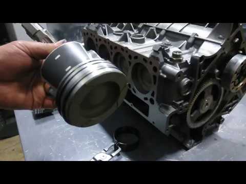 how-to-install-piston-in-a-6.4-powerstroke-engine