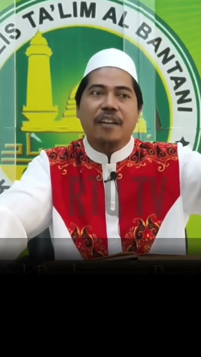 Hukum Mencium Al Qur'an! Apakah Bid'ah? #shortsmfa KH Fakhruddin Al Bantani