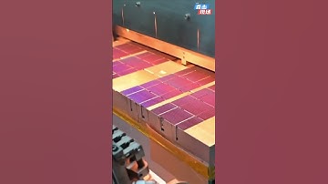 Production workshop scene, mechanical equipment decompression, factory real shot