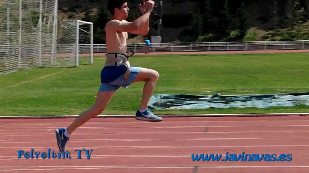 entrenamiento running Polvoltim Drills. Batida paso cada 3 apoyos con cinturón lastrado..