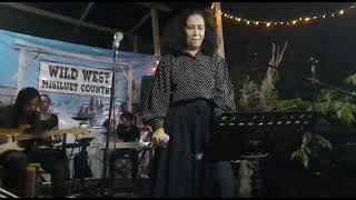 Prahara Cinta Dhiana Ichi Cover Live In Cafe