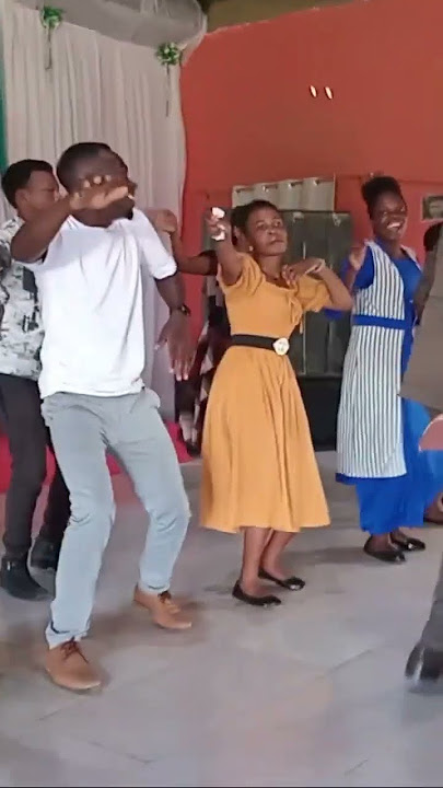 BARIKIWA NA WIMBO WA YESU NI ZAIDI YA KIKOMBE CHA BABU WA MWIMBAJI RAPHAEL SEGU  KATIKA PASAKA